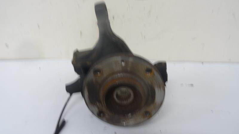 Fusee avant gauche