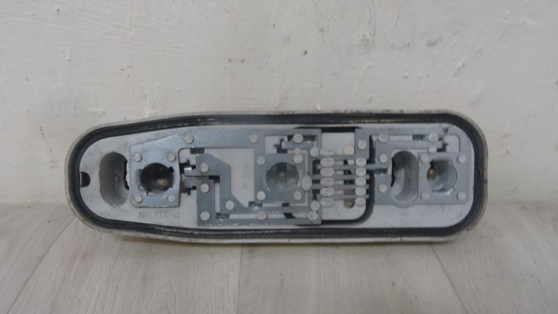 Base portalampade fanale posteriore destro
