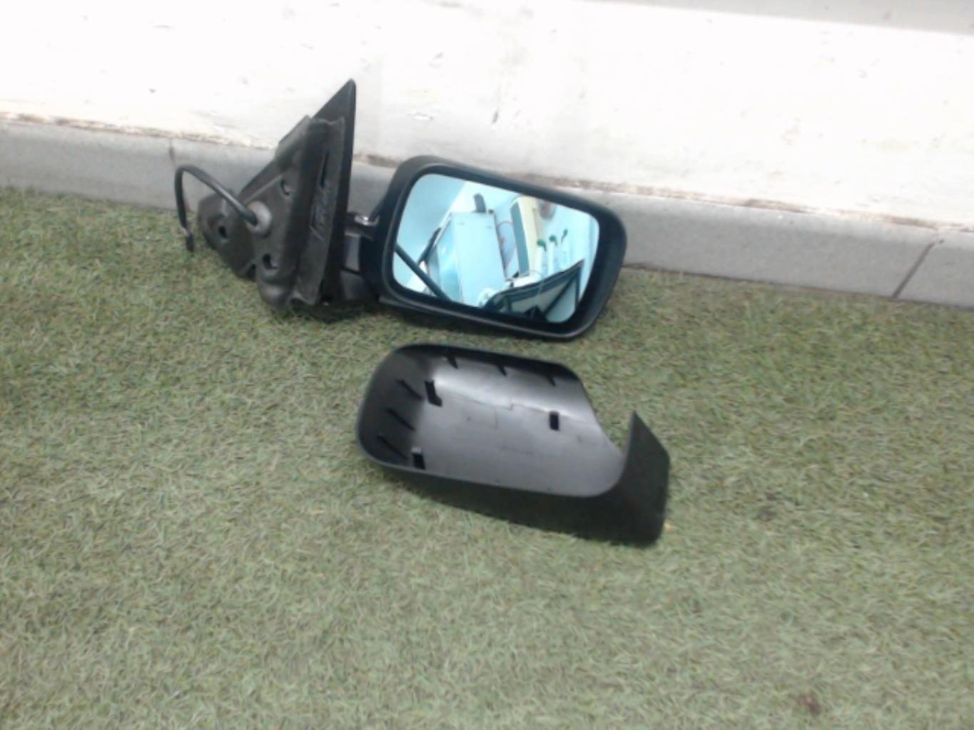 Retrovisor derecho
