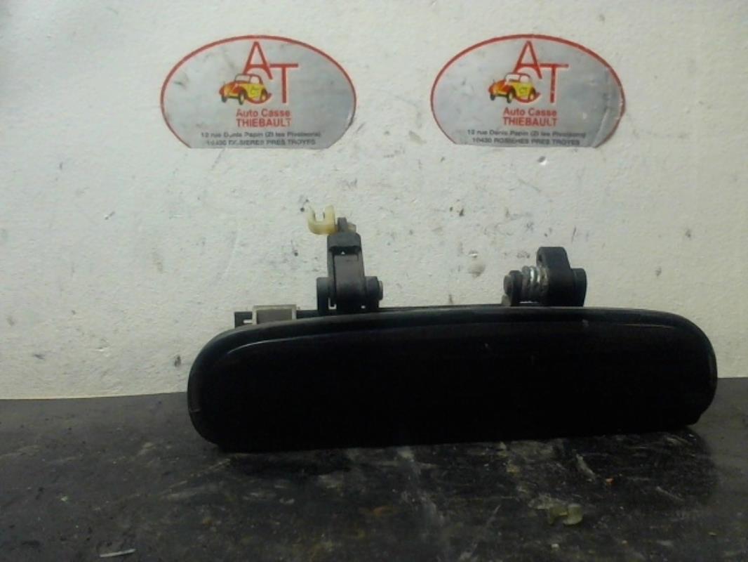 Poignee porte avant droit