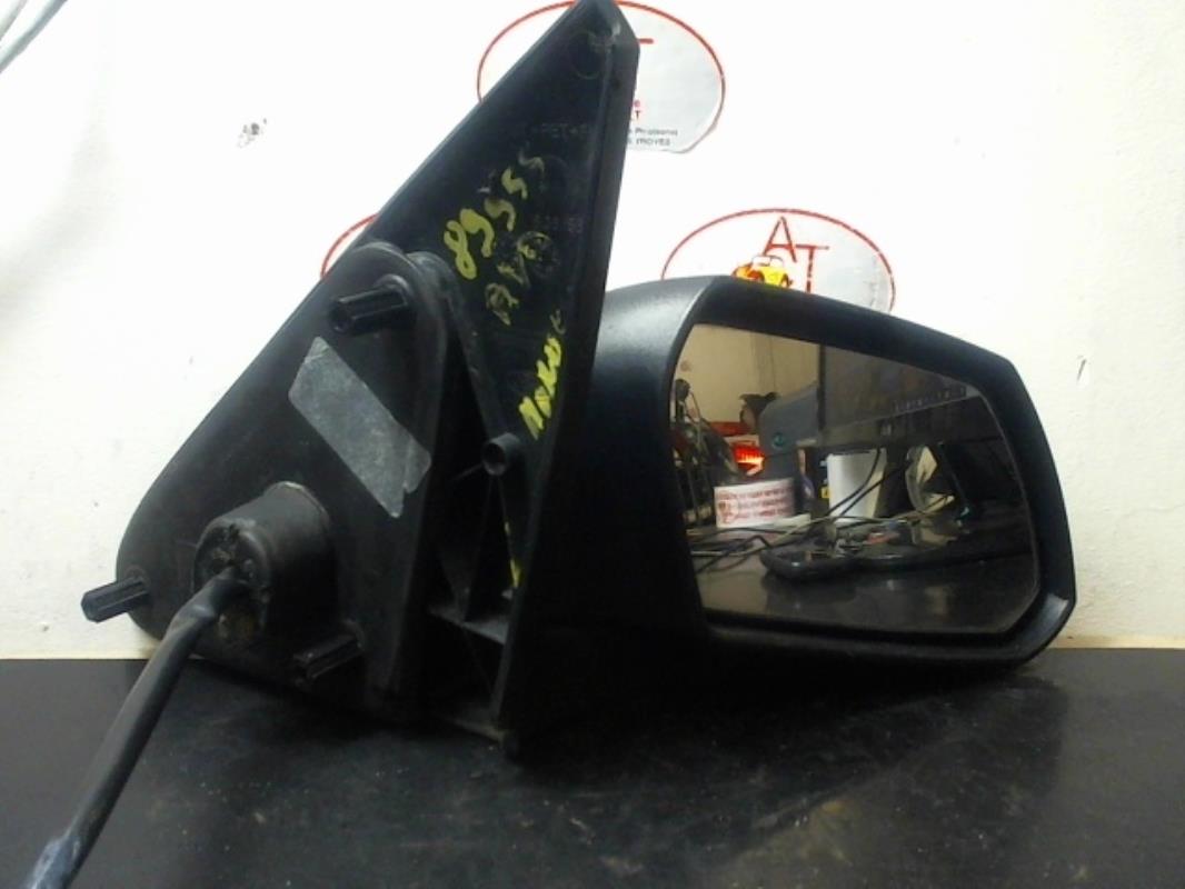 Retrovisor derecho
