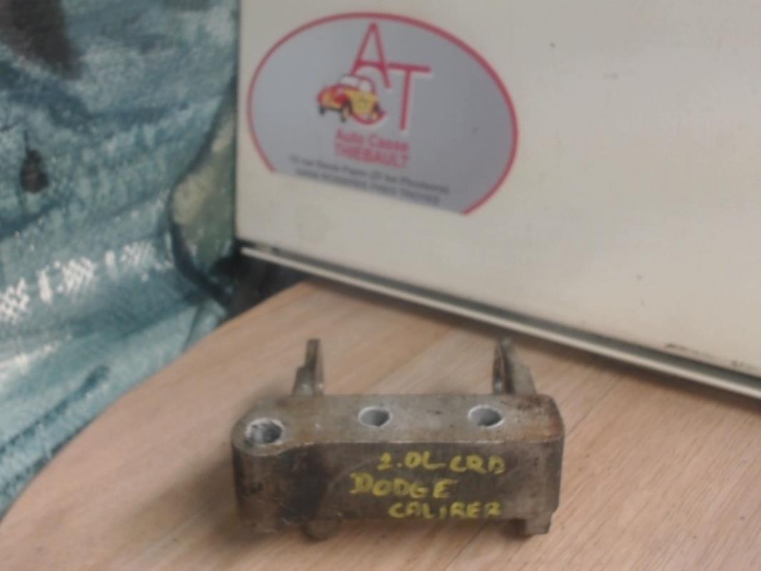 Support moteur droit