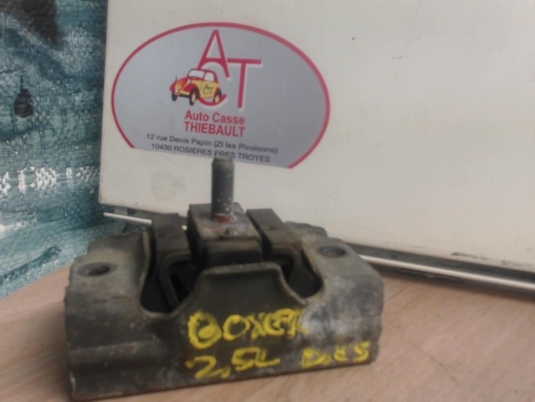 Support moteur gauche