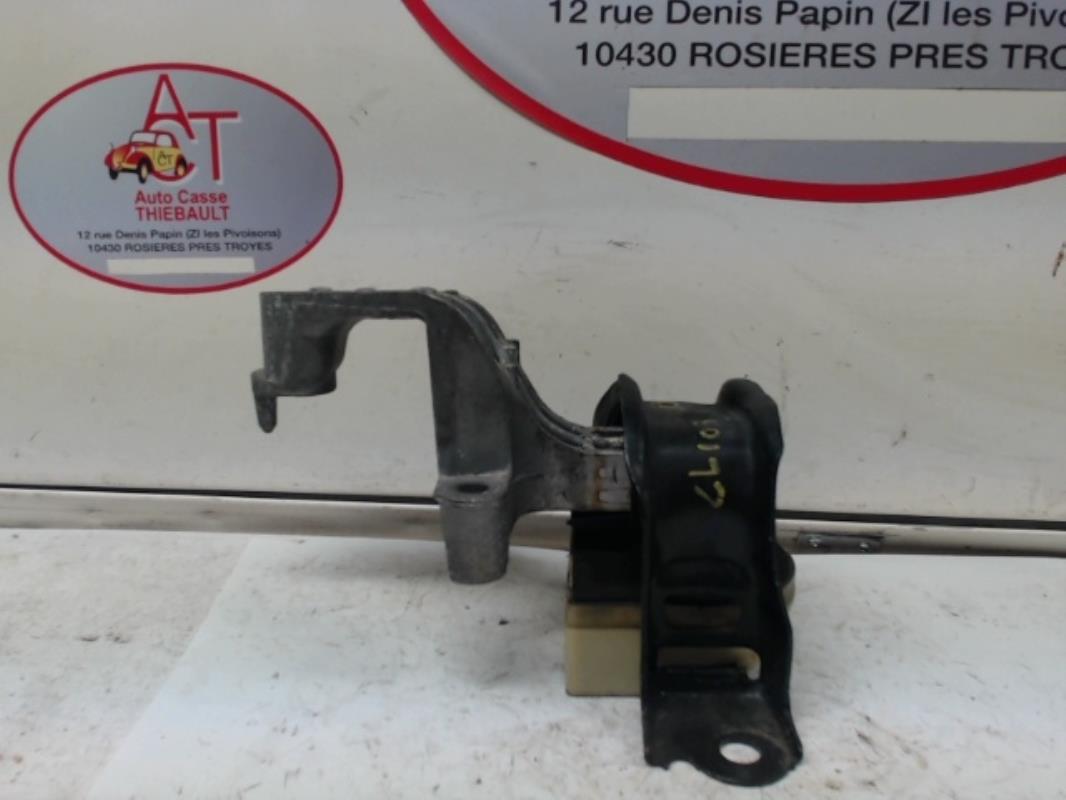 Soporte de motor derecho