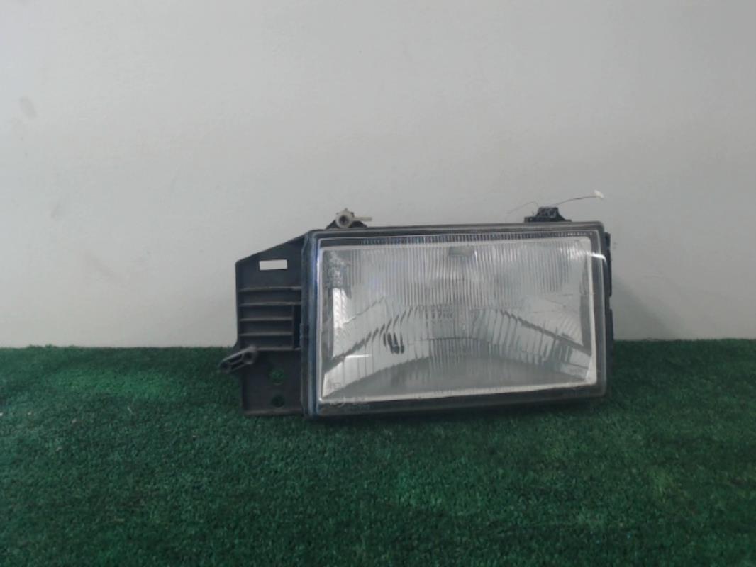 Gruppo ottico anteriore principale sinistro (luci)(faro)