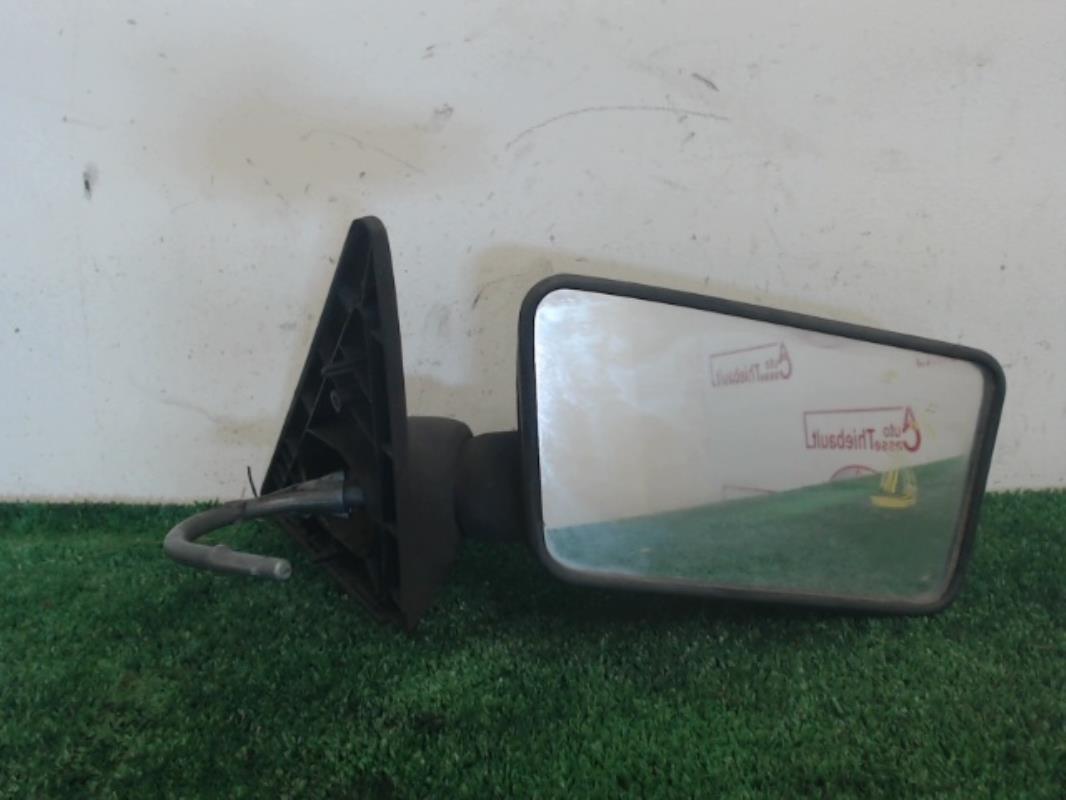 Retrovisor derecho