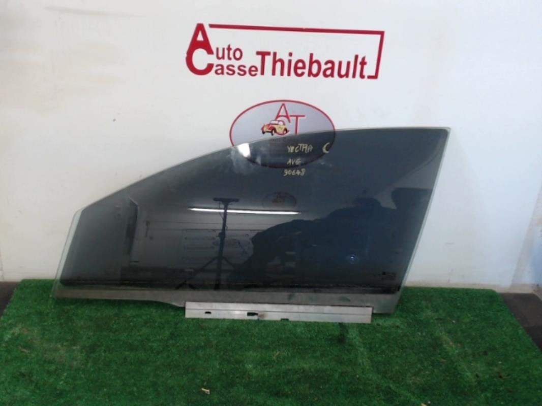 Vitre avant gauche