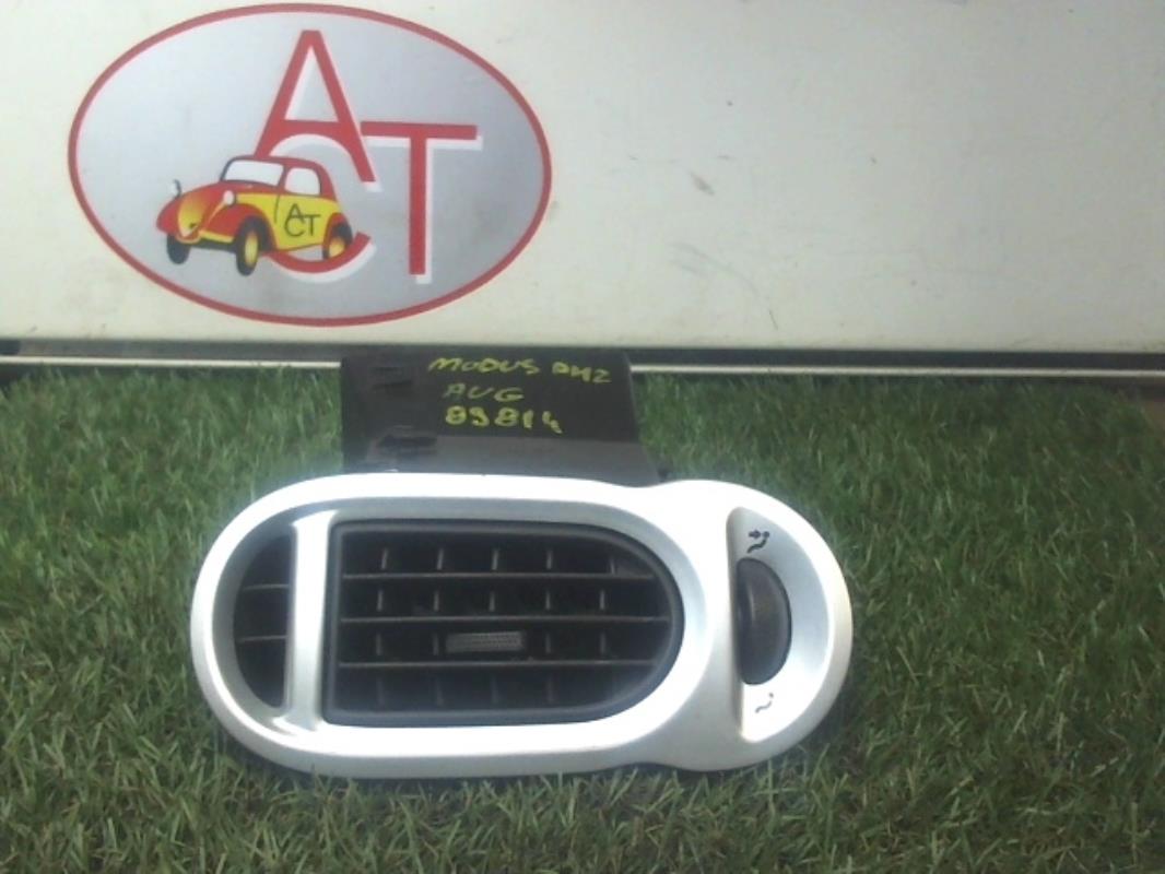 Aerateur tableau de bord avant gauche