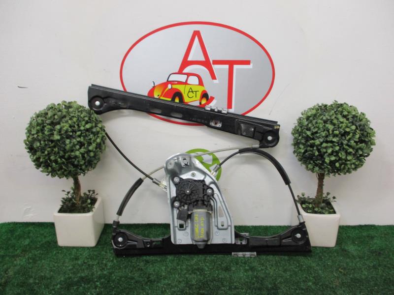 Alzacristalli elettrico anteriore destro