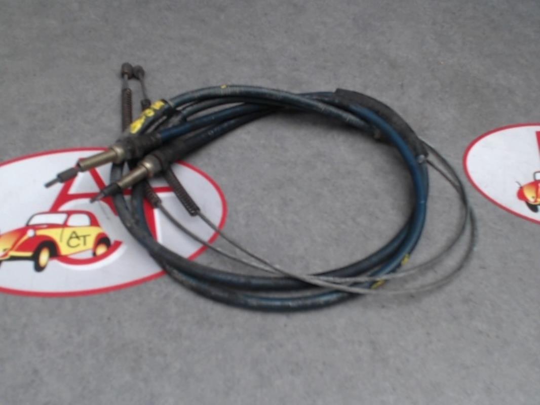 Cable de commande de frein à main