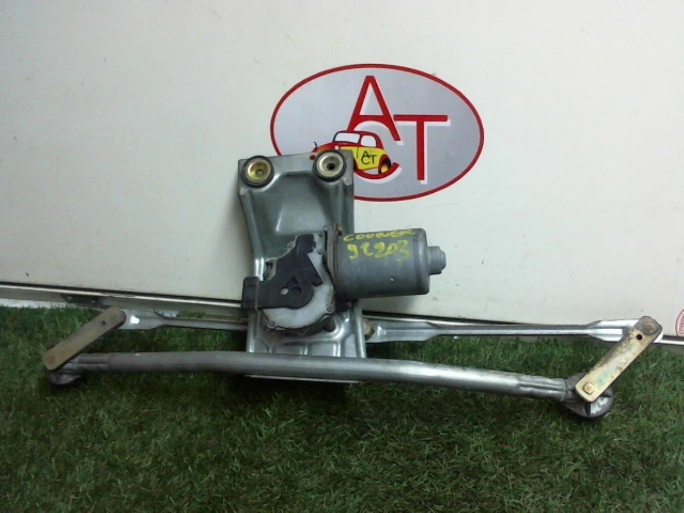 Moteur essuie glace avant