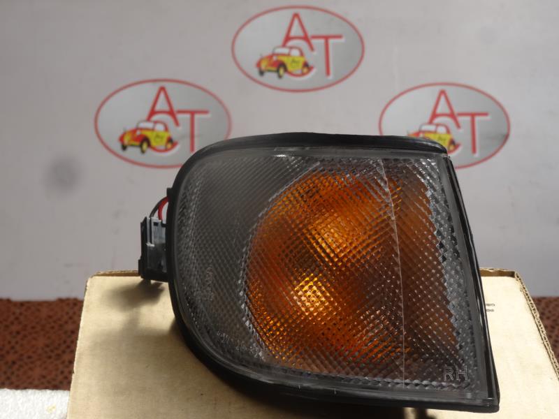 Gruppo ottico anteriore secondario destro (luci)(freccia)