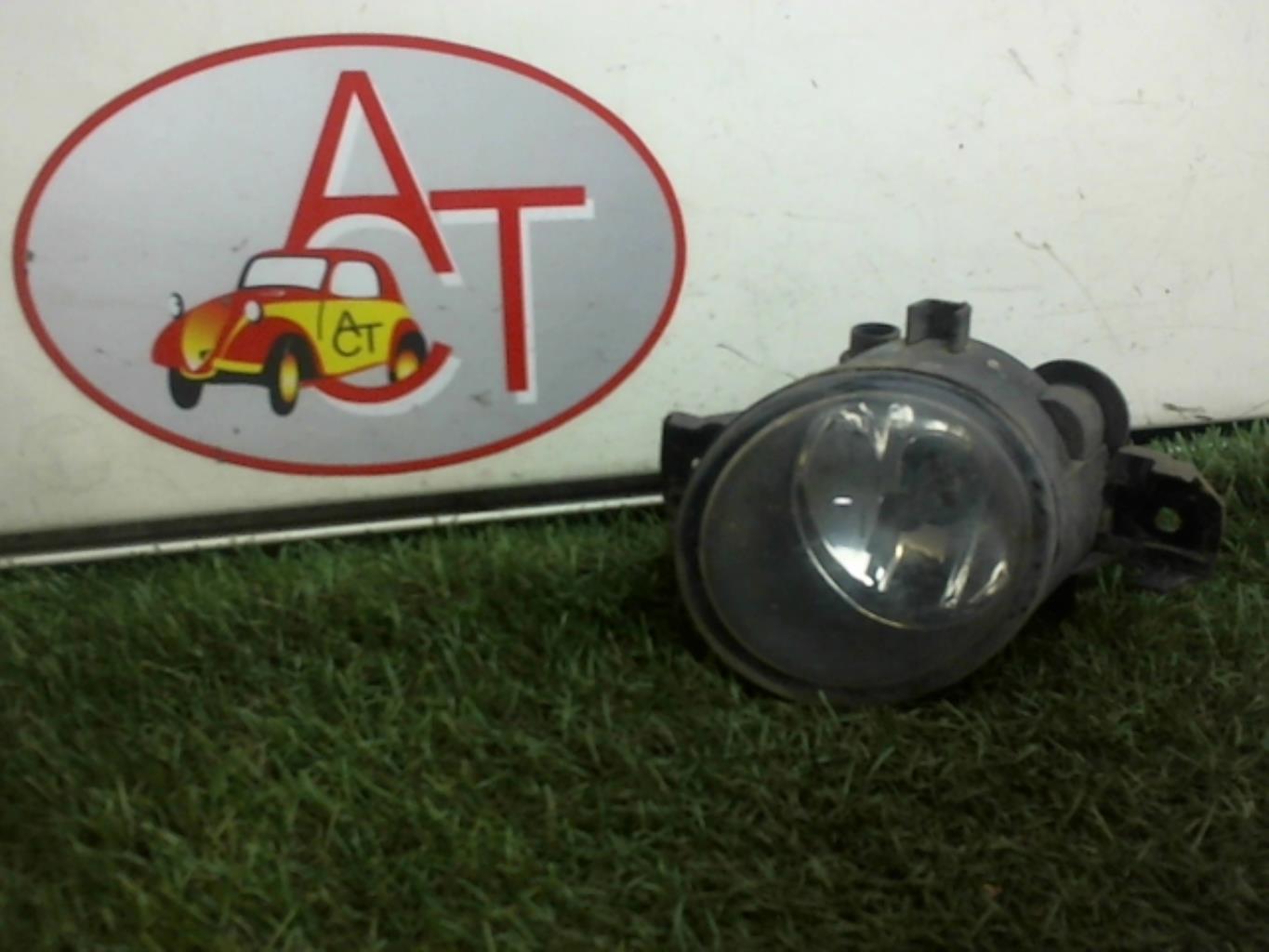 Anti brouillard droit (feux)