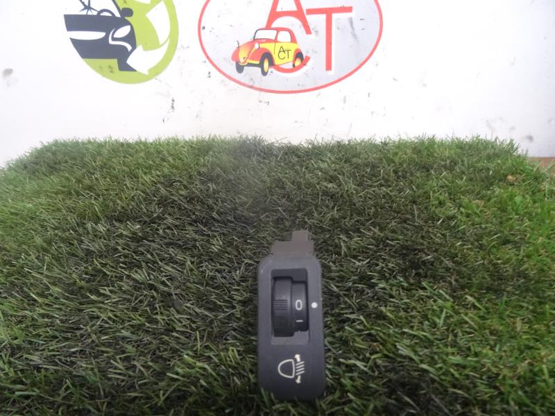 Comando regolazione altezza fari