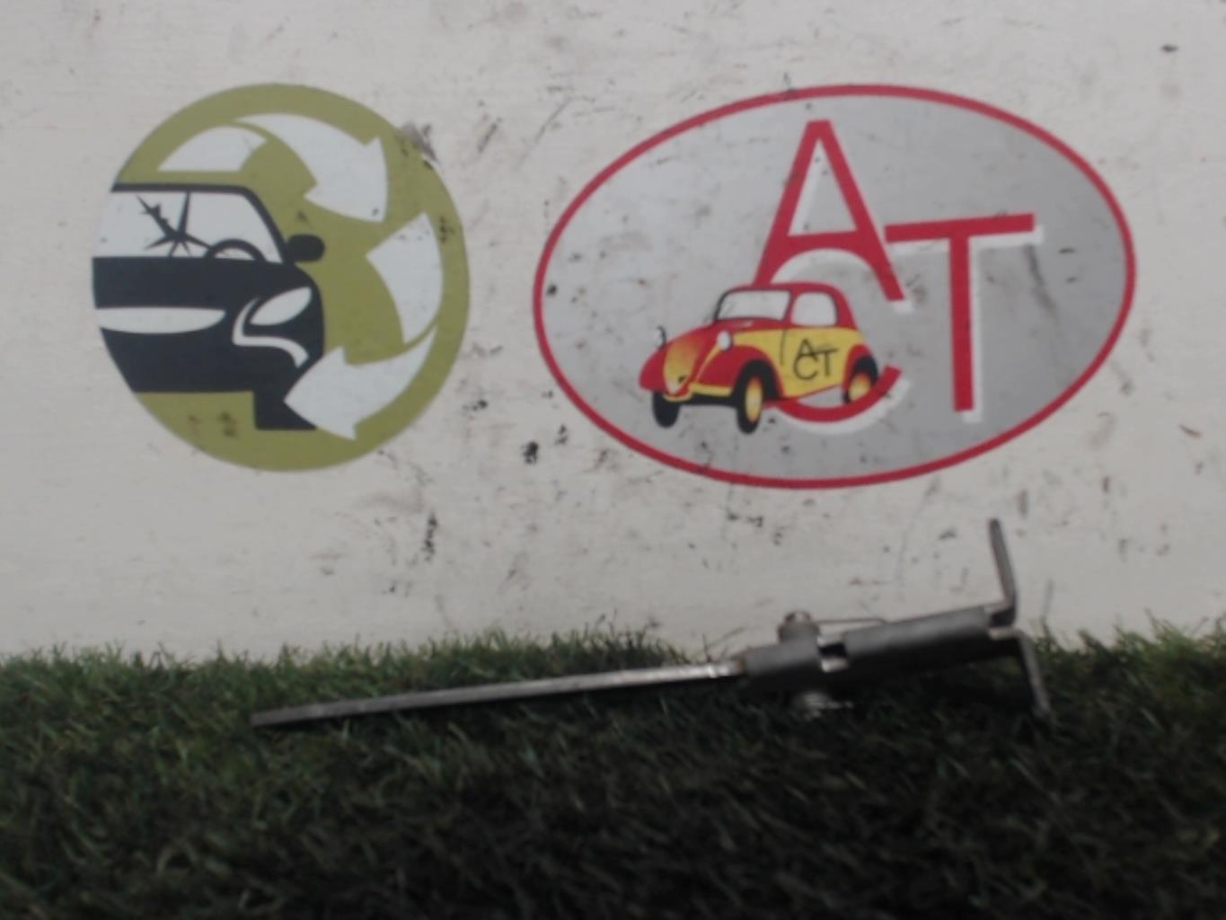 Arresto portiera posteriore destra