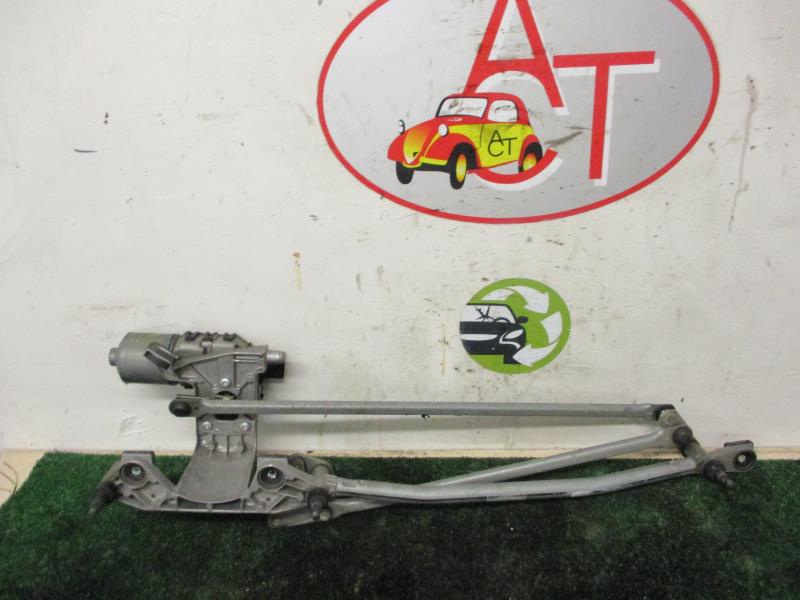 Motore tergicristallo anteriore