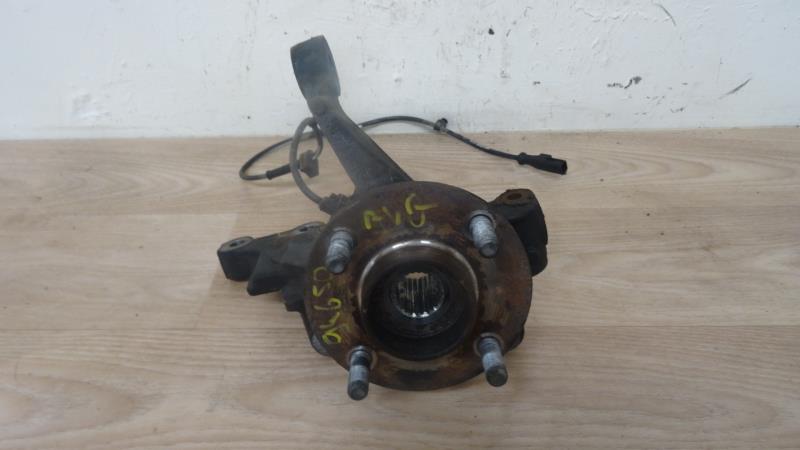 Fusee avant gauche