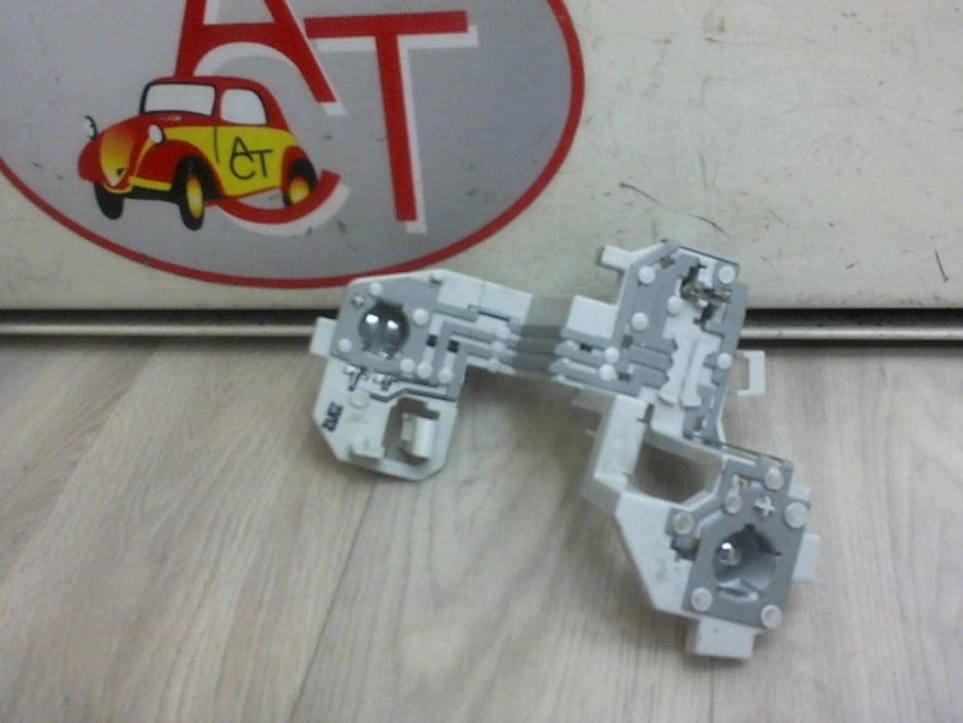 Base portalampade fanale posteriore destro