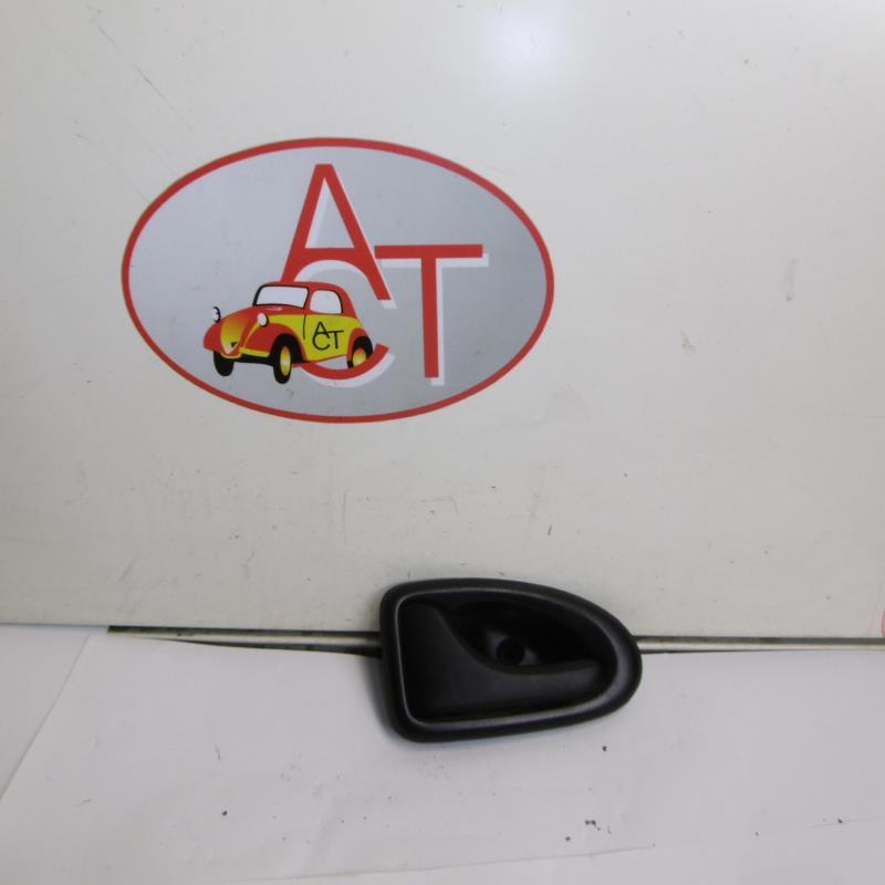 Poignee interieur avant gauche