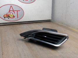 Aerateur tableau de bord avant droit