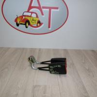 Attache ceinture arriere centrale