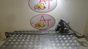 Motore tergicristallo anteriore