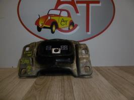 Support moteur gauche