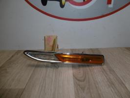 Ripetitore lampeggiante anteriore sinistro (Luci)