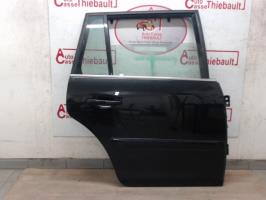 Puerta trasera izquierda