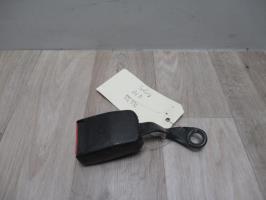 Attache ceinture avant droit