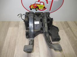 Pedalier