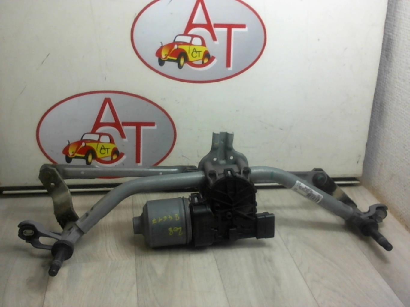 Moteur essuie glace avant
