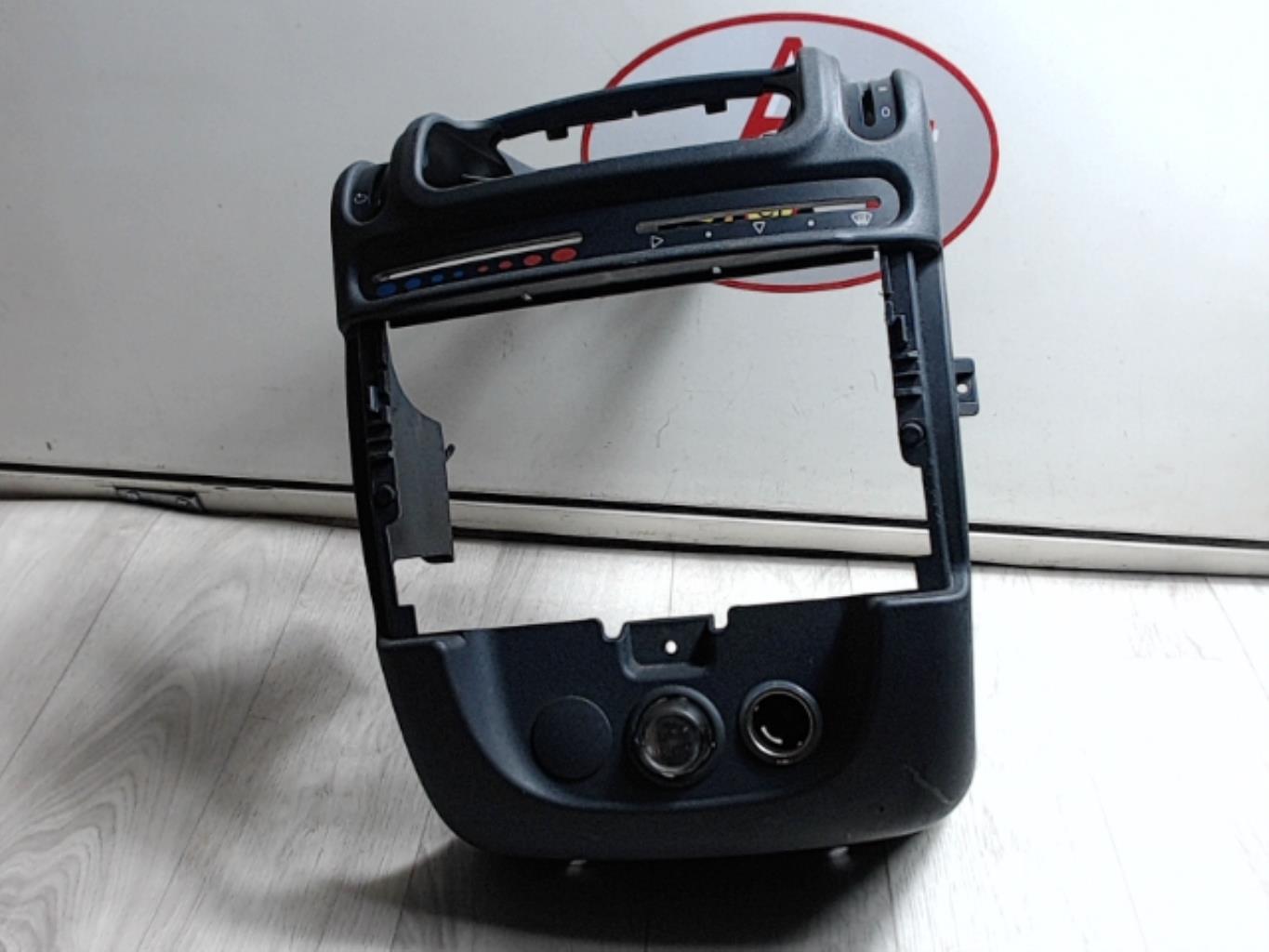 Console central (interieur plastique)