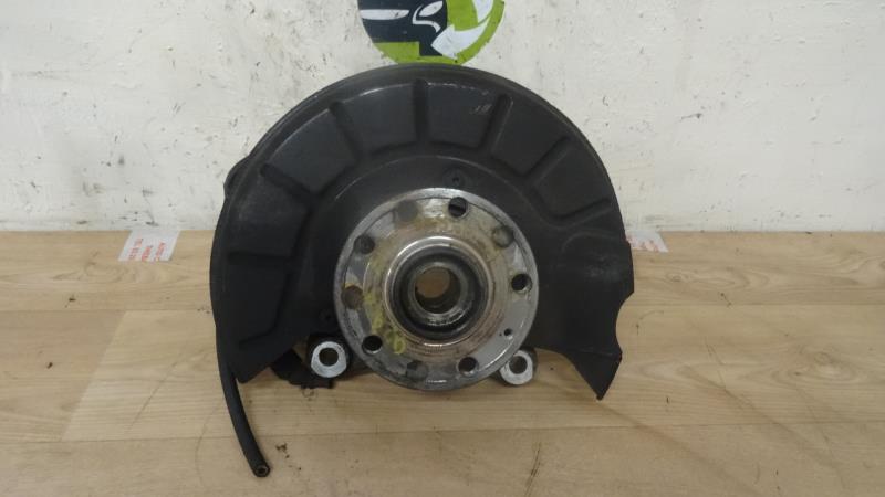 Fusee avant gauche