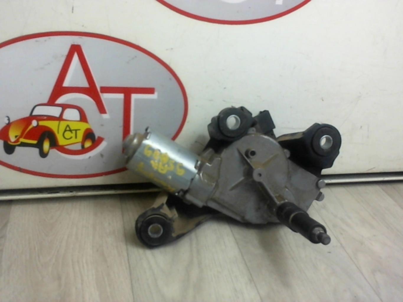 Moteur essuie glace arriere