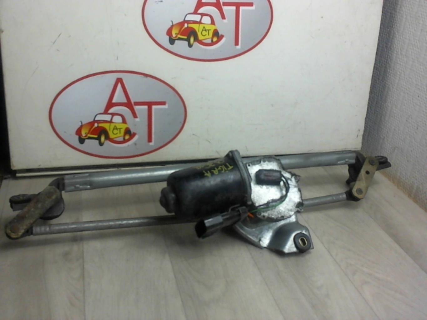 Motore tergicristallo anteriore