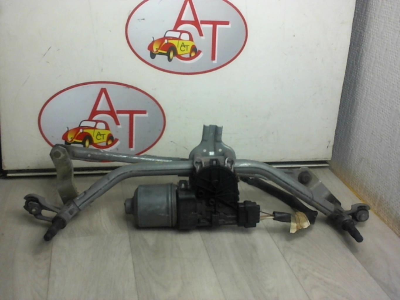 Moteur essuie glace avant