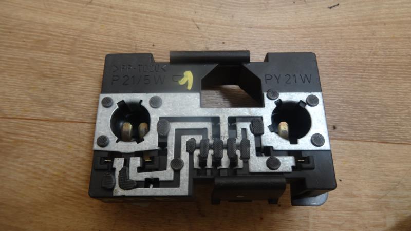 Base portalampade fanale posteriore destro