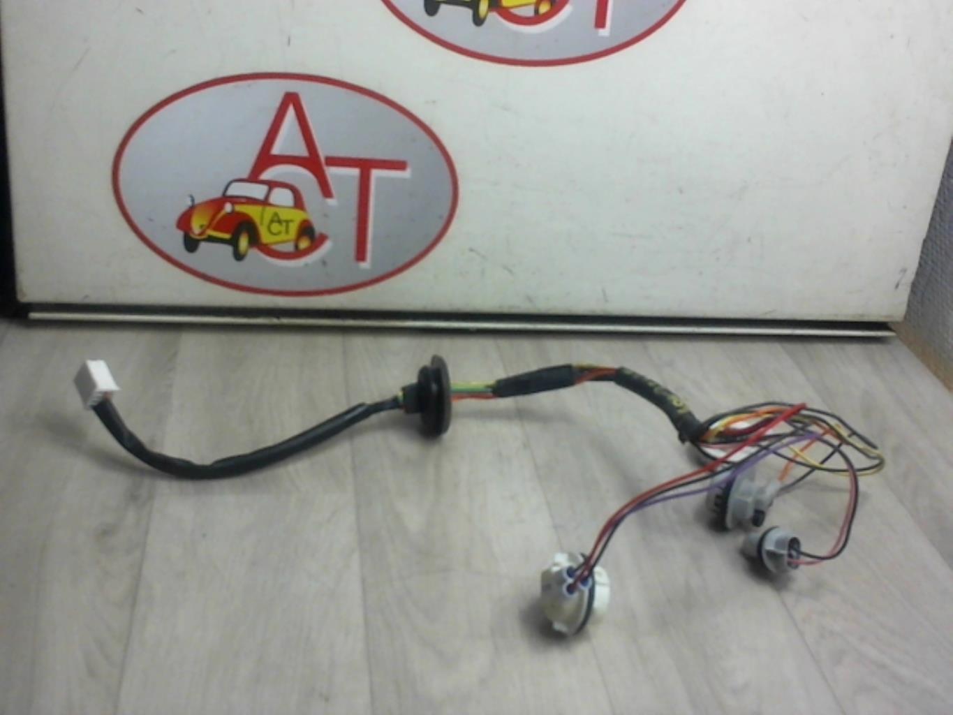 Platine feu arriere droit