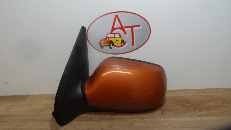 Retrovisor izquierdo