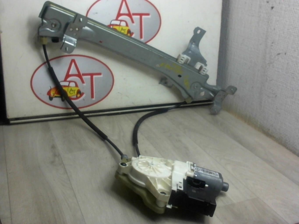 Alzacristalli elettrico posteriore sinistro
