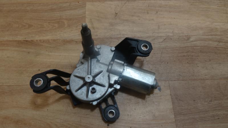 Moteur essuie glace arriere