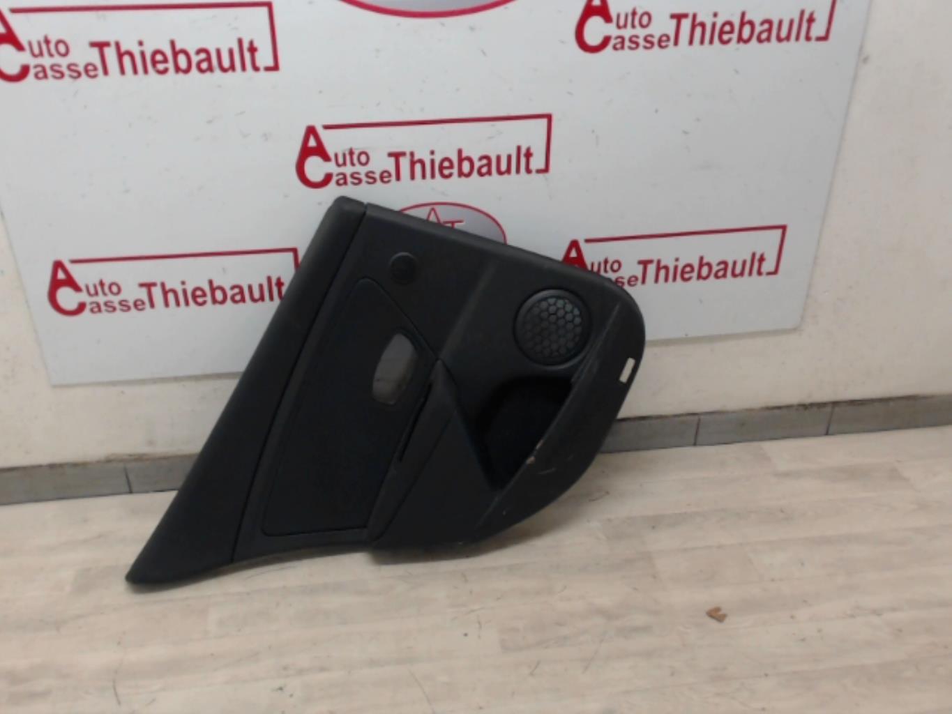 Panel de puerta trasera izquierda
