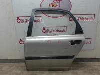 Puerta trasera izquierda