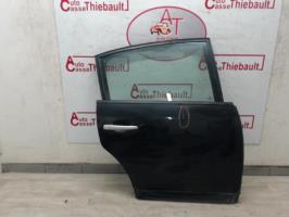 Puerta trasera derecha