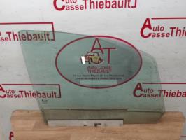 Vitre avant droit