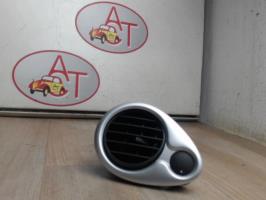Aerateur tableau de bord avant gauche
