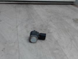 Sensor de ayuda al estacionamiento