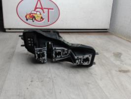 Base portalampade fanale posteriore destro