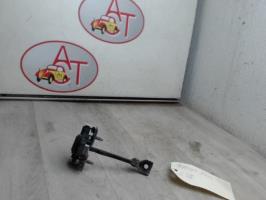 Tirant de porte arriere droit